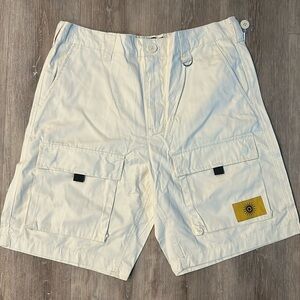 Men’s Cream shorts